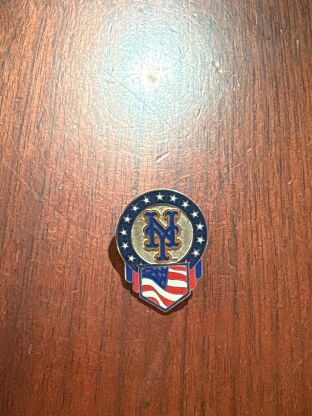 New York Mets Lapel Pin